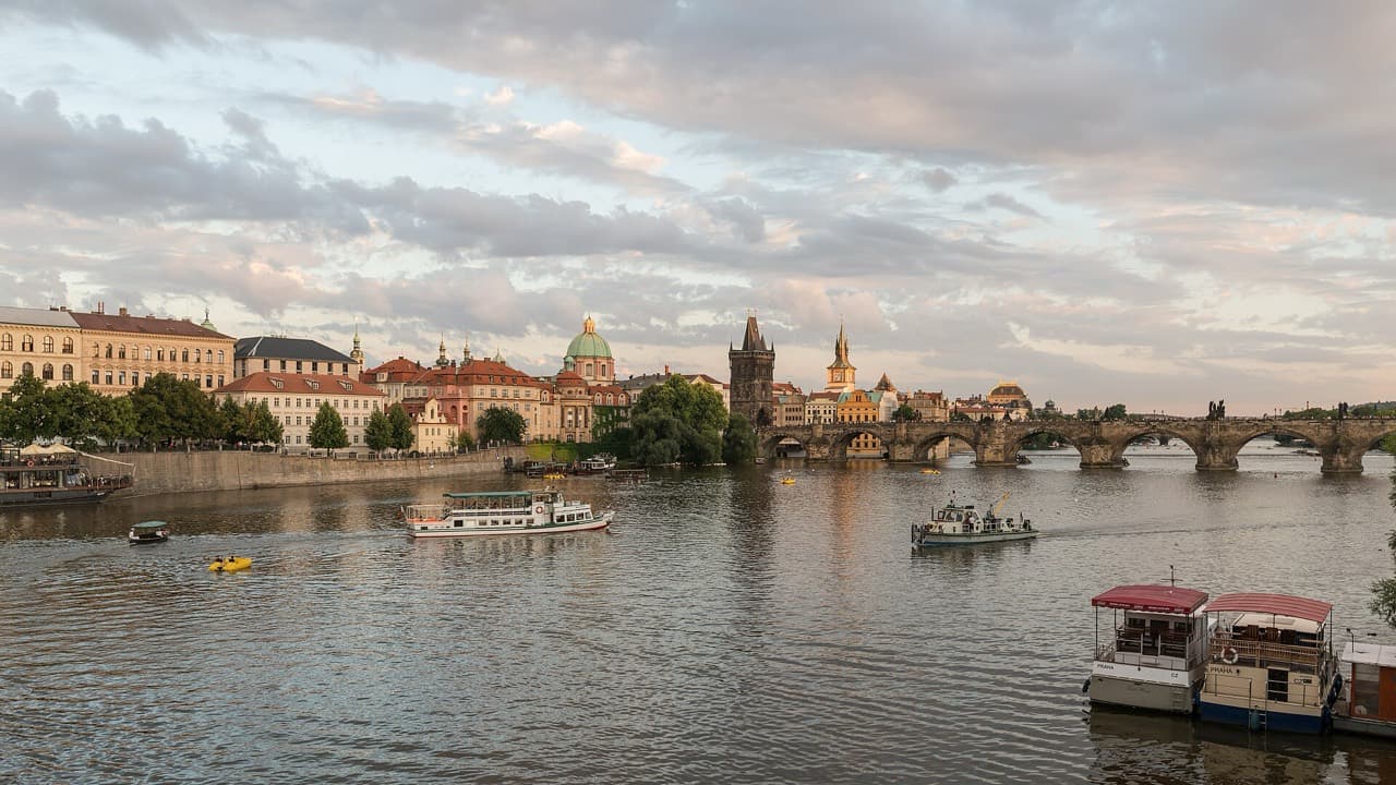 Praha, Karlův most a Hradčany