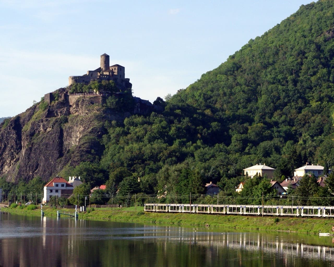 Ústí nad Labem, hrad Střekov nad Labem
